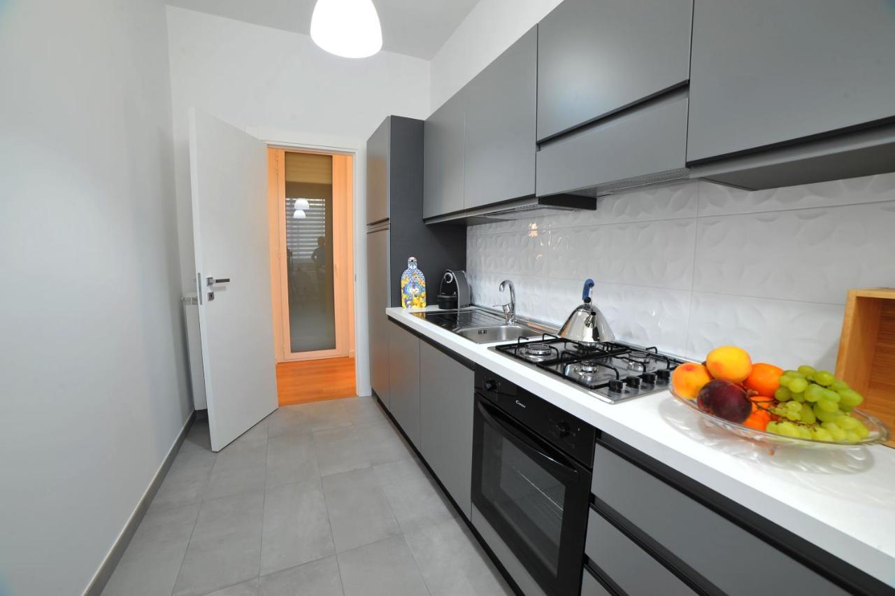 Home 22 Appartamento in centro storico - Aeroporto di Catania Fontana Rossa Esterno foto
